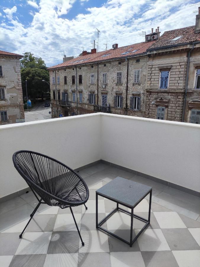 PUY Nik Studio Apartments מראה חיצוני תמונה